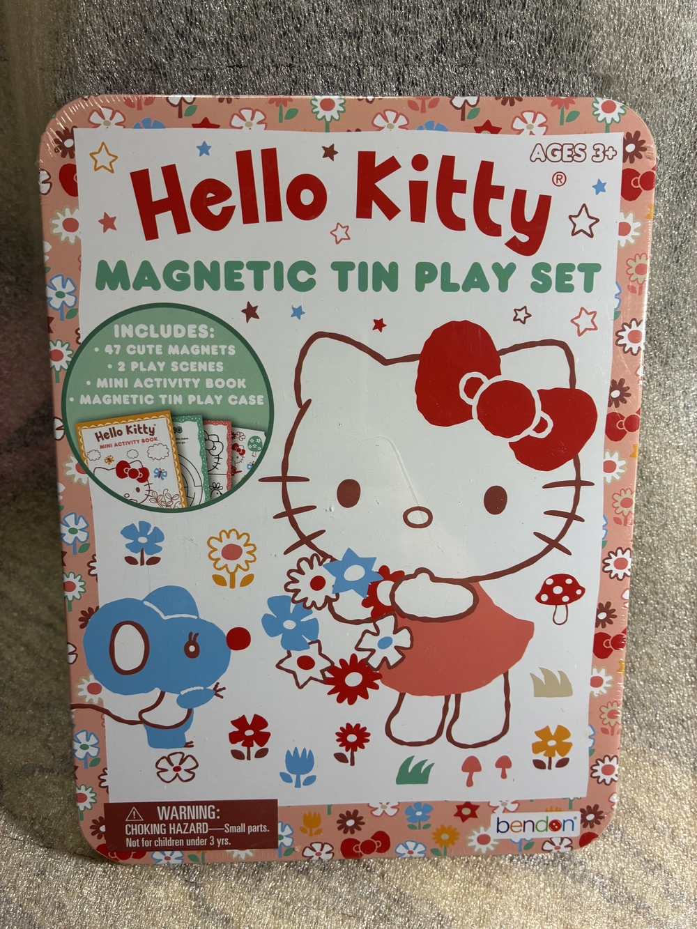 Hello Kitty Magnetic Tin Play Set - Pink & Red